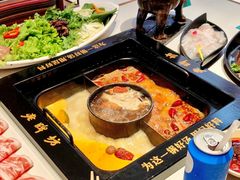 -老牌坊云南鱼豆花火锅(哈西万达店)
