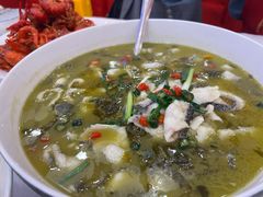 酸汤龙利鱼-簋街仔仔小龙虾(总店)