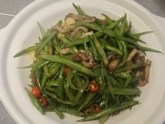 -金沙滩海鲜餐厅·海肠捞饭·手工水饺(梅江龙水园店)