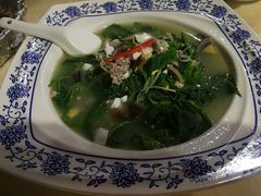 -鲤鱼塘农家山庄