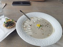 -MOMENT湖景餐厅(解放路店)