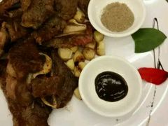 -赶海部落海鲜城(海阳路店)