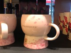 -星巴克臻选(惠州华贸天地1楼店)