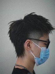 -海文先生国潮烫染男士理发馆