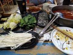 -鸡遇虾煲干锅火锅(小寨金莎店)