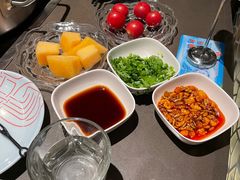 -捞王锅物料理(上海世茂广场店)