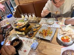 -冰川冷面·延边菜·炭烤串(观前店)