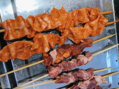 -哈尔滨小酒馆·鲜肉现穿自助烧烤(康新花园店)