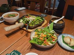 -云海肴·汽锅鸡·云南菜(天山百盛优客店)