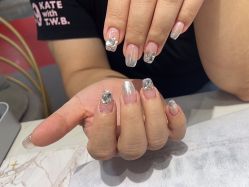 -今玥美甲美睫