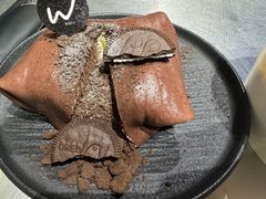 -W COLLECTIVE  DESSERT SHOP