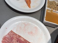 -山焱·炭火自助烤肉(周浦万达店)