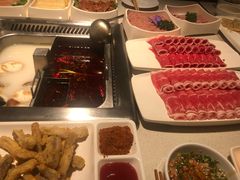 -海底捞火锅鲜切牛肉主题店(长寿路店)