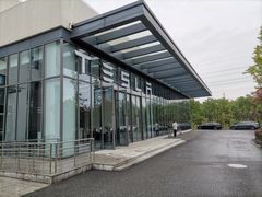 -TESLA 特斯拉(上海太古汇体验店)