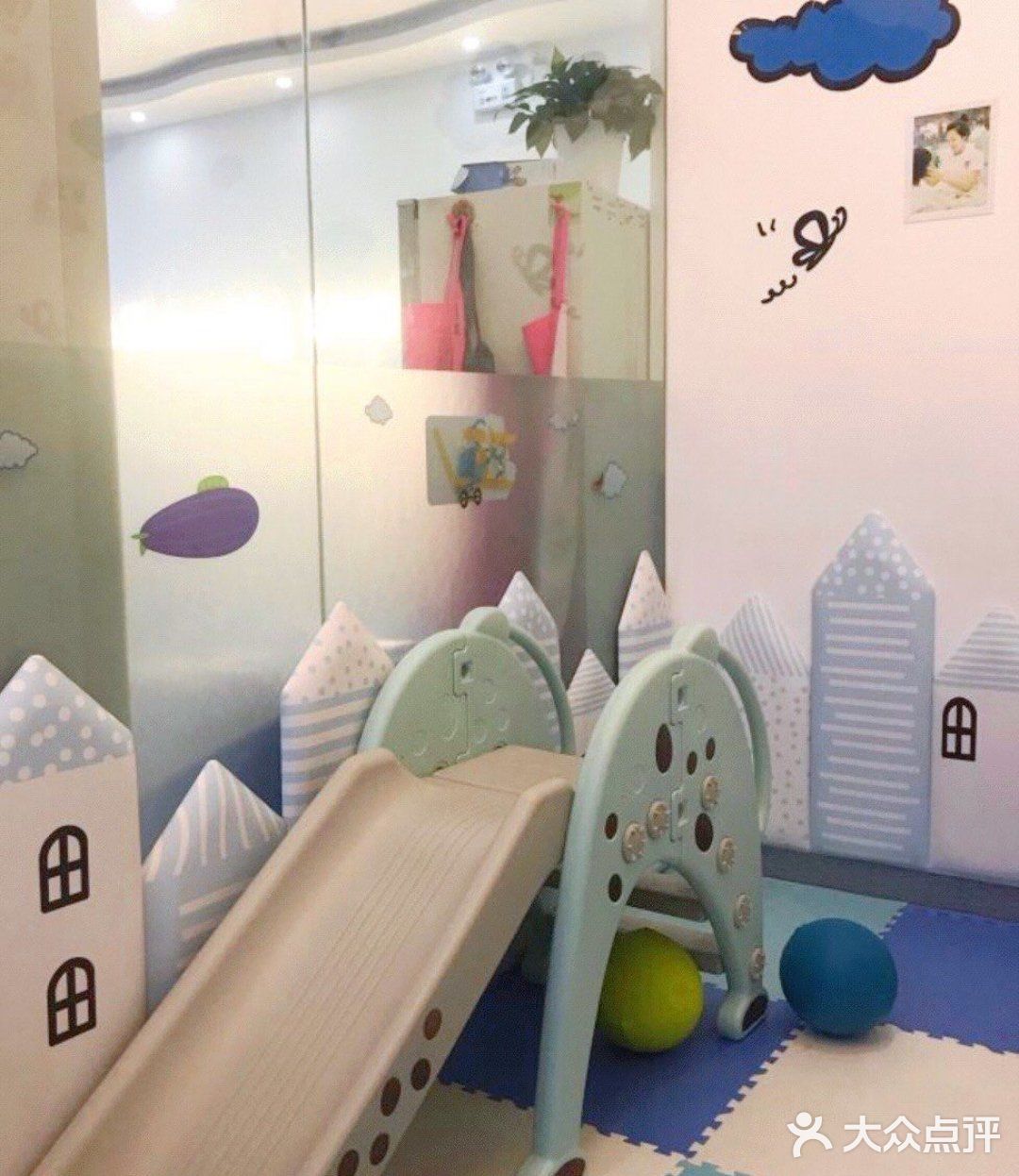 只有游泳能叫我们快乐