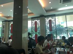 -光海鲜鱼翅餐厅(叻差拉披色路店)