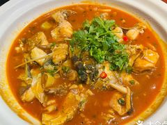 -魏铭鱼头捞饭(晋阳路店)