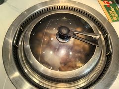 -满兴咱妈烀饼铁锅炖(兰州北街店)