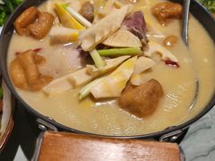-披云云小馆·味道江湖(姚家园万象汇店)