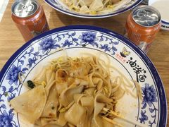 -陕味食族油泼面(工商大学店)