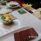 不知道要不要钱，团购里面包含了