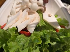 -老牌坊云南鱼豆花火锅(哈西万达店)