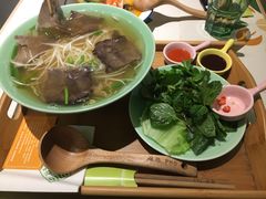 -越弥越南传统美食馆