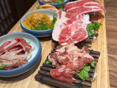 -明洞阿姨·韩式酱蟹烤肉·创意料理(三元桥店)