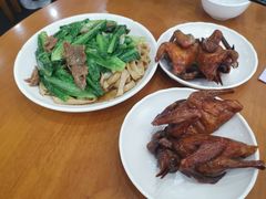 湿炒牛河-煲煲掂风味煲仔饭餐厅(西区店)