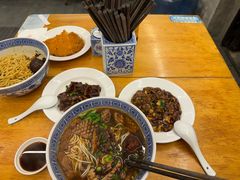 -沪西老弄堂面馆(定西路店)