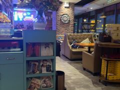 -豪客嘉族·麦尼顿西餐厅(乐福天下店)