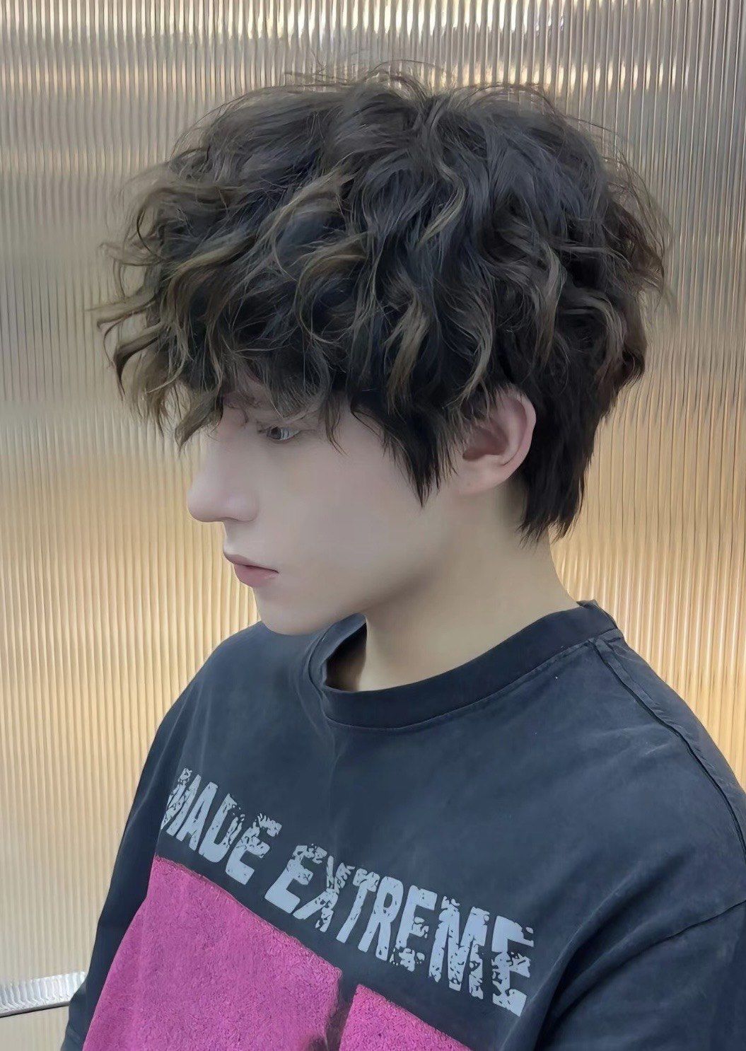 男士发型羊毛卷