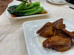 脆皮乳鸽-顺风海鲜港(金玉兰店)