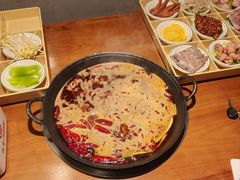 -巴隆门重庆老火锅(太湖路店)