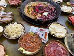 -黄潇洒老火锅(九眼桥宏济巷店)