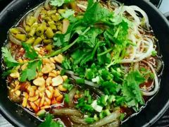 -丽影重庆小面(定西路店)