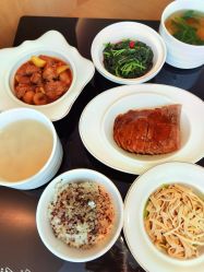 -金鹰国际月子中心(新街口店)