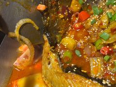 -鸣记脆皮烤鱼·海鲜烤鱼(亿合城店)