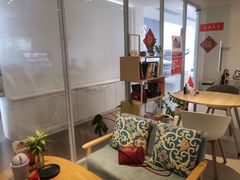 -上海先进东风标致雪铁龙4S店(青浦店)