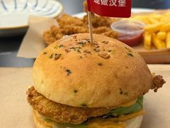-必胜客(万达百货店)