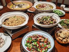 -唐师傅湘西名菜馆(武陵路店)