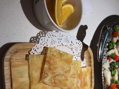 -小鱼小牛·鱼牛干锅·脆鱼火锅(世欧广场店)