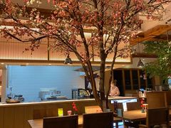 -蜜桃餐厅·伴山(湖滨商业街店)