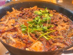 -鸿顺老铁锅美蛙鱼府(解放碑店)
