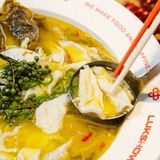 冬阴功mix酸菜鱼，禄鼎记这波操作绝了！