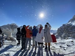 -果松木炭酸菜铜火锅·外婆参鸡汤