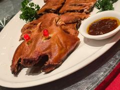 -景月阁空中食府(希尔顿酒店)