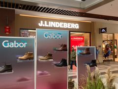 -王府井奥莱棋盘山小镇