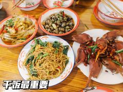 -冶建镜子·老南昌大排档·江西虾王(总店)