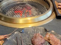 -铭牛烧肉·和牛海鲜自助(高新月牙湖店)